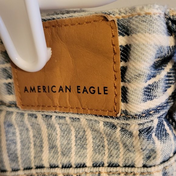 American Eagle Striped Distressed Jean Shorts - Picture 4 of 9